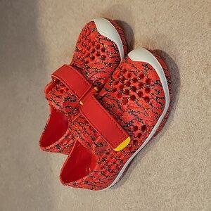 Plae Mimo Passionate Orange Closed-Toe Kids Youth Unisex Shoes | Sz: 10